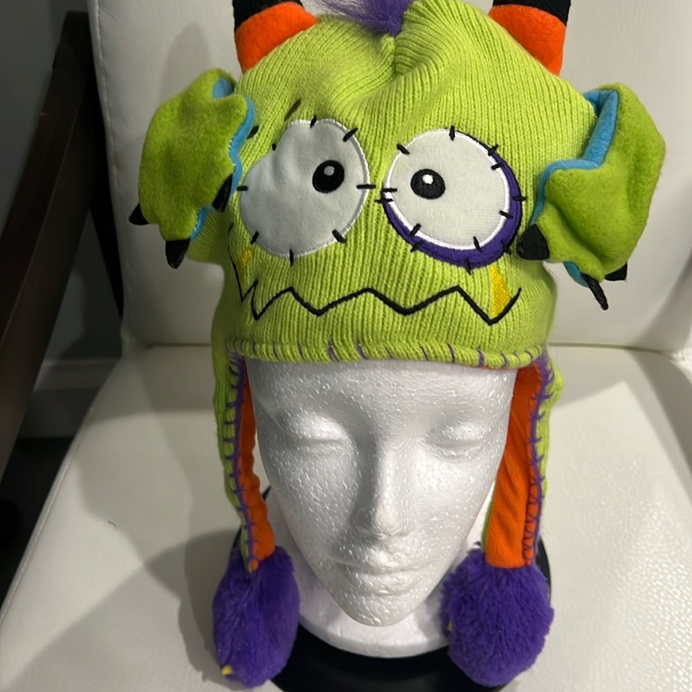 Flipeez monster hats